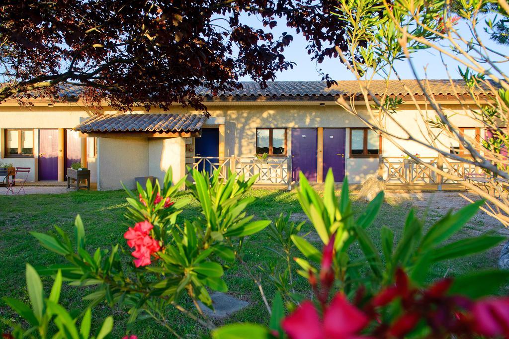 Hotel Logis Le Mistral - Montélimar Sud Châteauneuf-du-Rhône Exterior foto