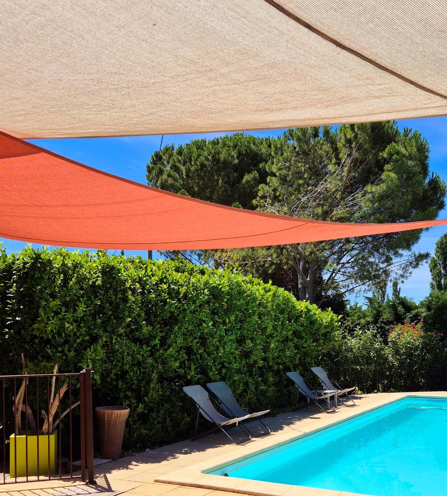 Hotel Logis Le Mistral - Montélimar Sud Châteauneuf-du-Rhône Exterior foto